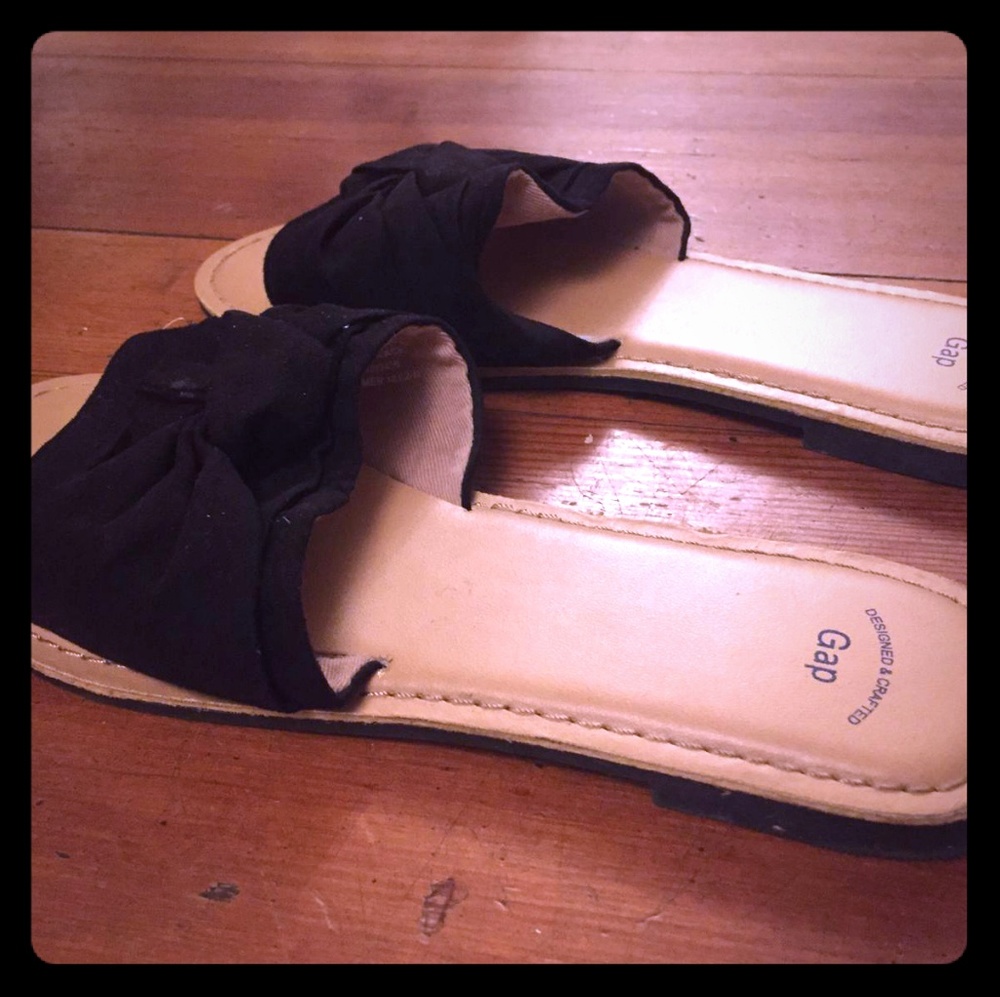 Gap Black Suede Slides
